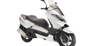 Daelim S3 125 2016 vs Keeway Silverblade 125 2016